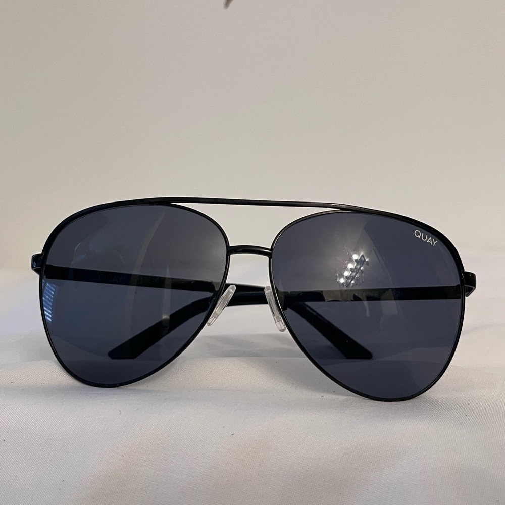 Quay Australia Dark Vivienne Sunglasses